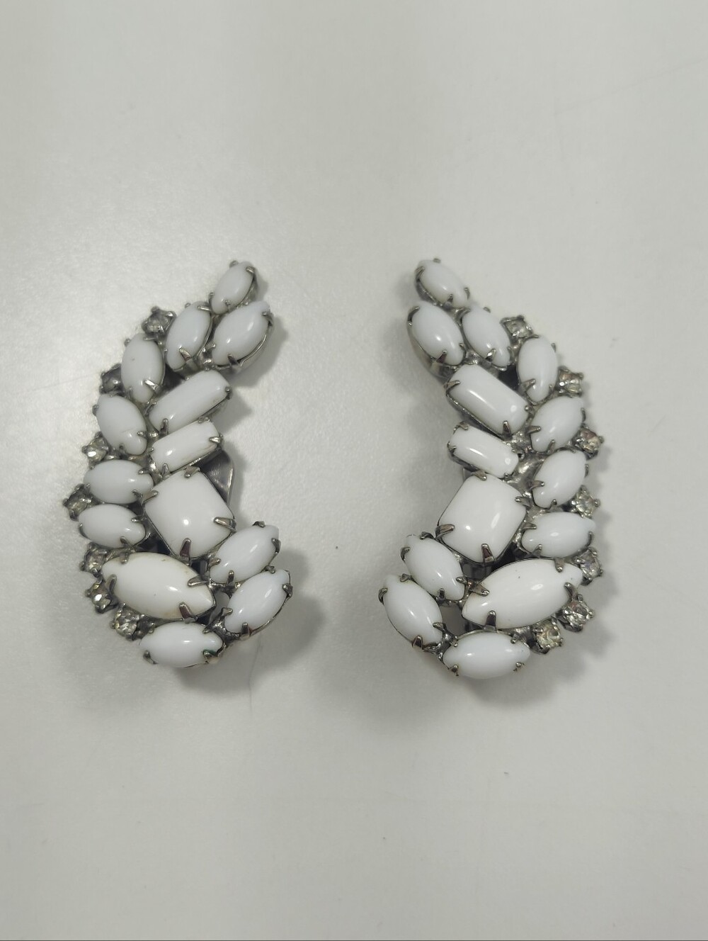 Vintage White Milk Glass Rhinestone Cluster Statement Clip On Earrings